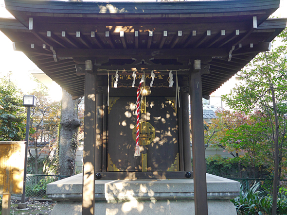 金王丸の木像が安置してある『金王丸御影堂』